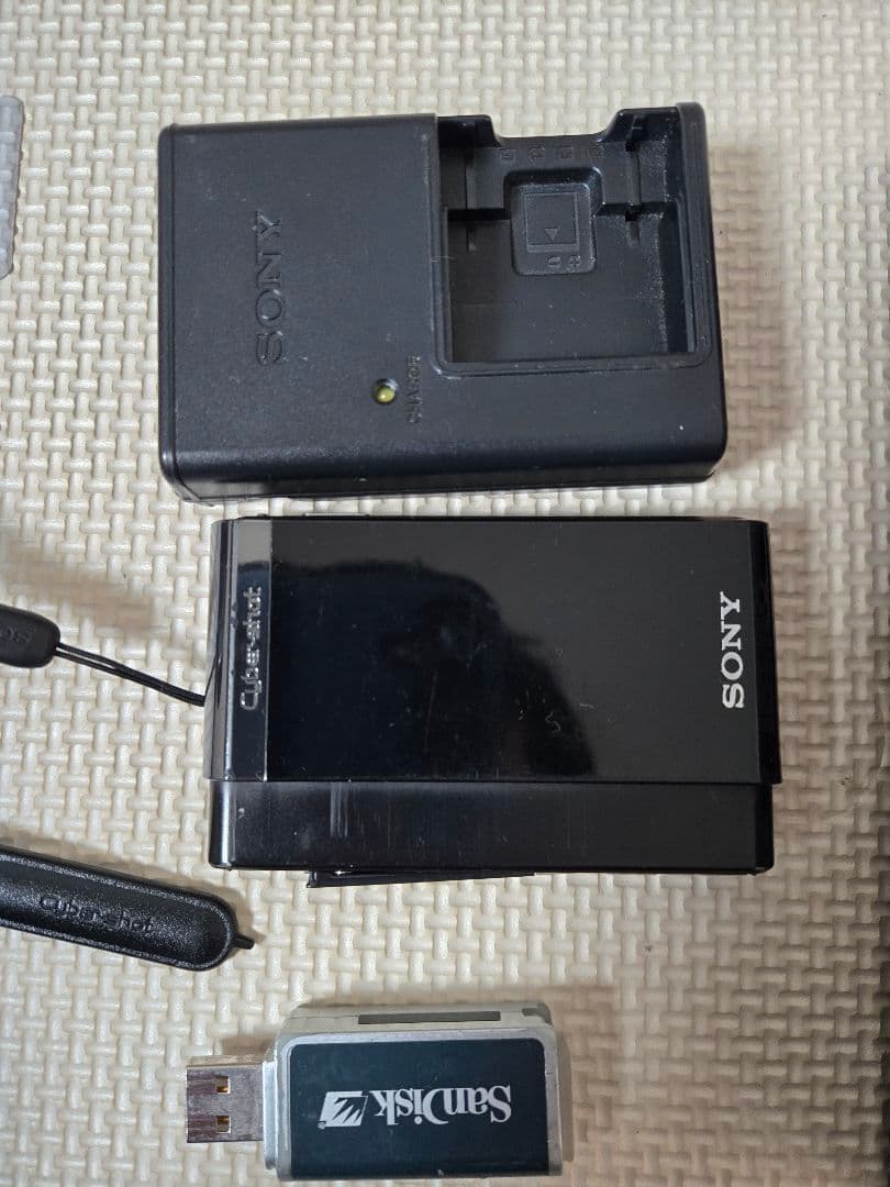 SONY DSC-T90 コンパクトデジタルカメラ