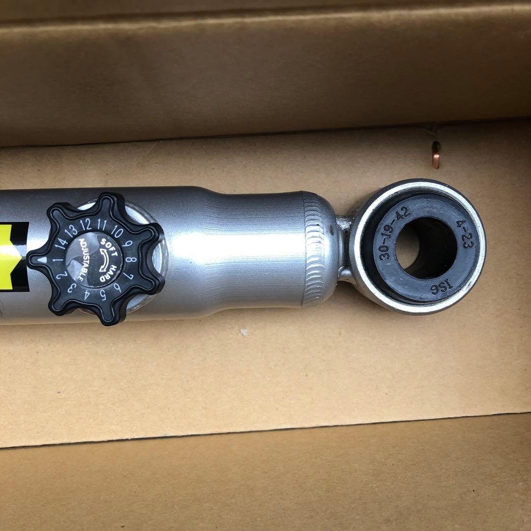 ハイエース 2WD カヤバ エクステージ リヤ1本