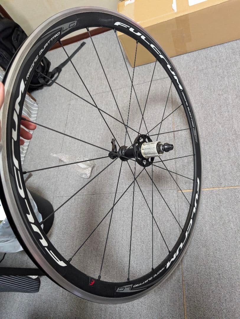 中古美品　フルクラム　レーシングクアトロLG　RACING　QUATTRO　LG