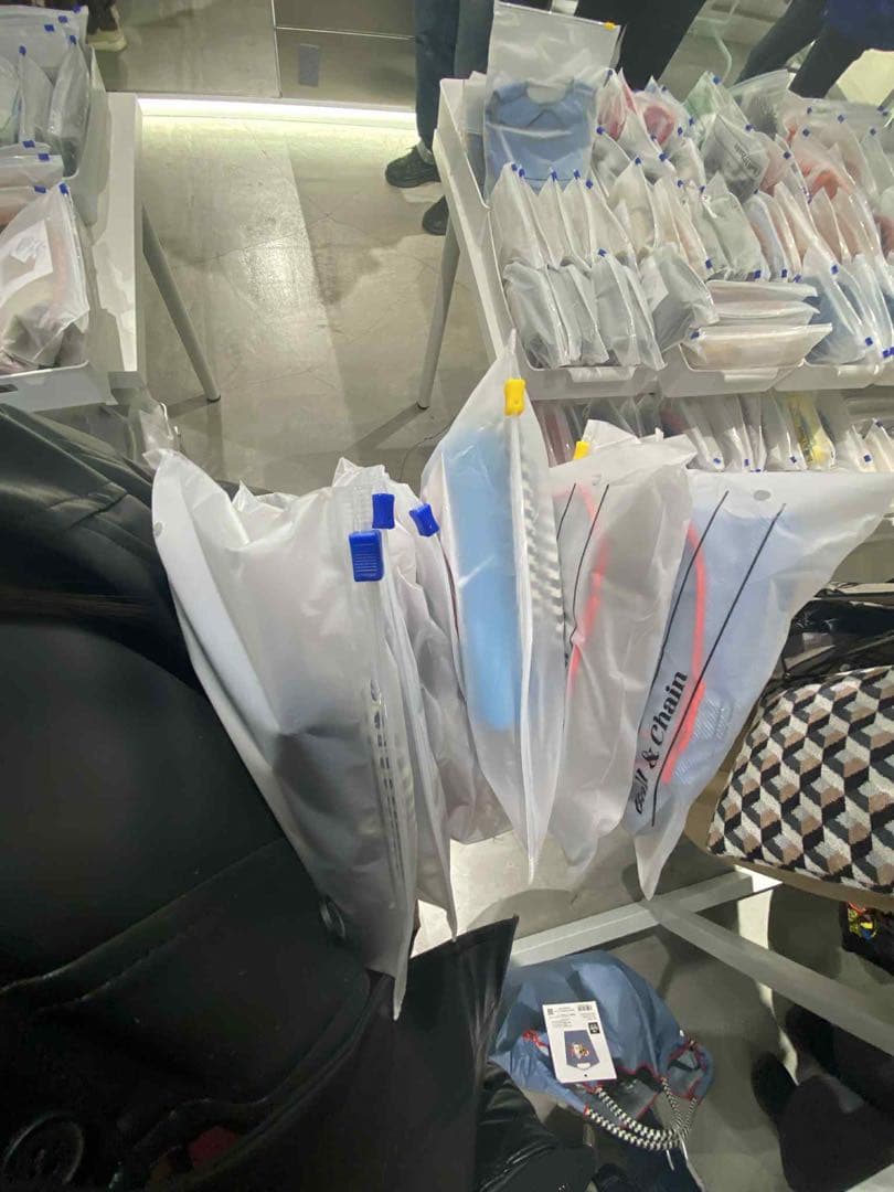 ボールアンドチェーン　キティちゃん