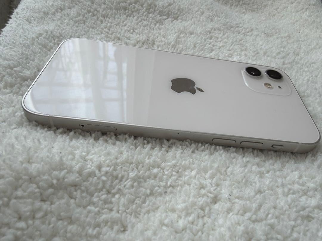 【チ】iPhone 12 ホワイト 128GB（SIMフリー）
