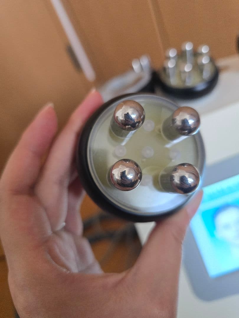 家庭用40KHzキャビテーション+ラジオ波+バキューム美容機器 ジェル付き