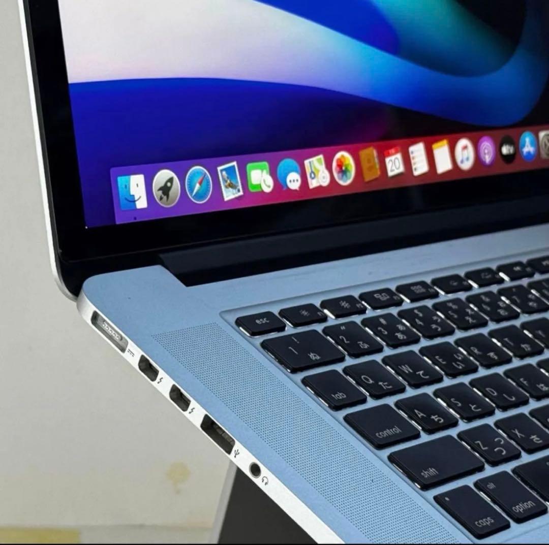 【新生活応援】MacBook Pro 15㌅Retina i7/8G/768GB