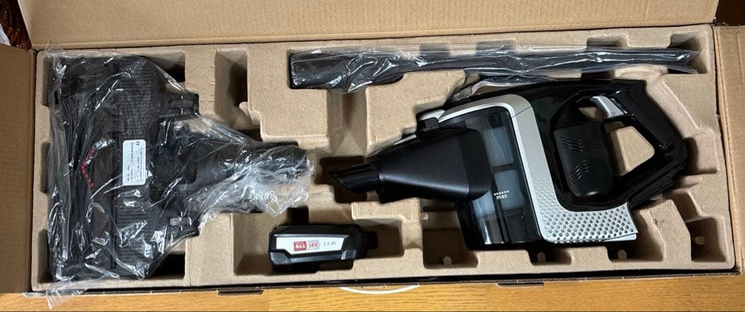 【未使用品】BOSCH 18Vコードレスクリーナー BBS1123BJP