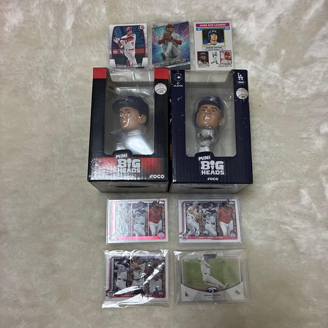 【限定】公認 ボブルヘッド　大谷翔平　打者と投手の2個、【トレカ】7枚のセット