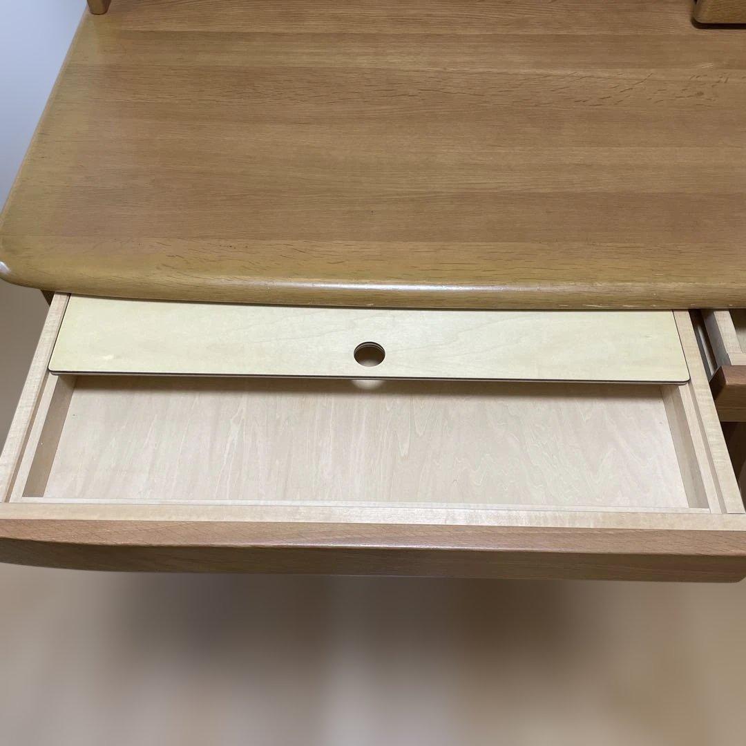 カリモク学習机、天然木机、