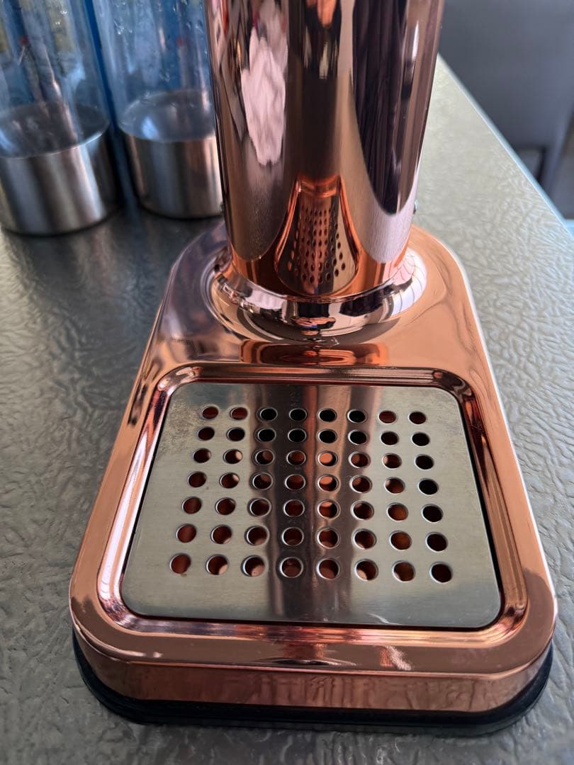 s*i様 炭酸水メーカー ローズゴールド　ソーダストリームガスシリンダー5本