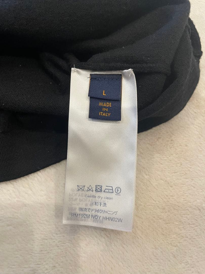 Louis Vuitton 黒 半袖薄手トップス　 Lサイズ　1回着用品　交渉可