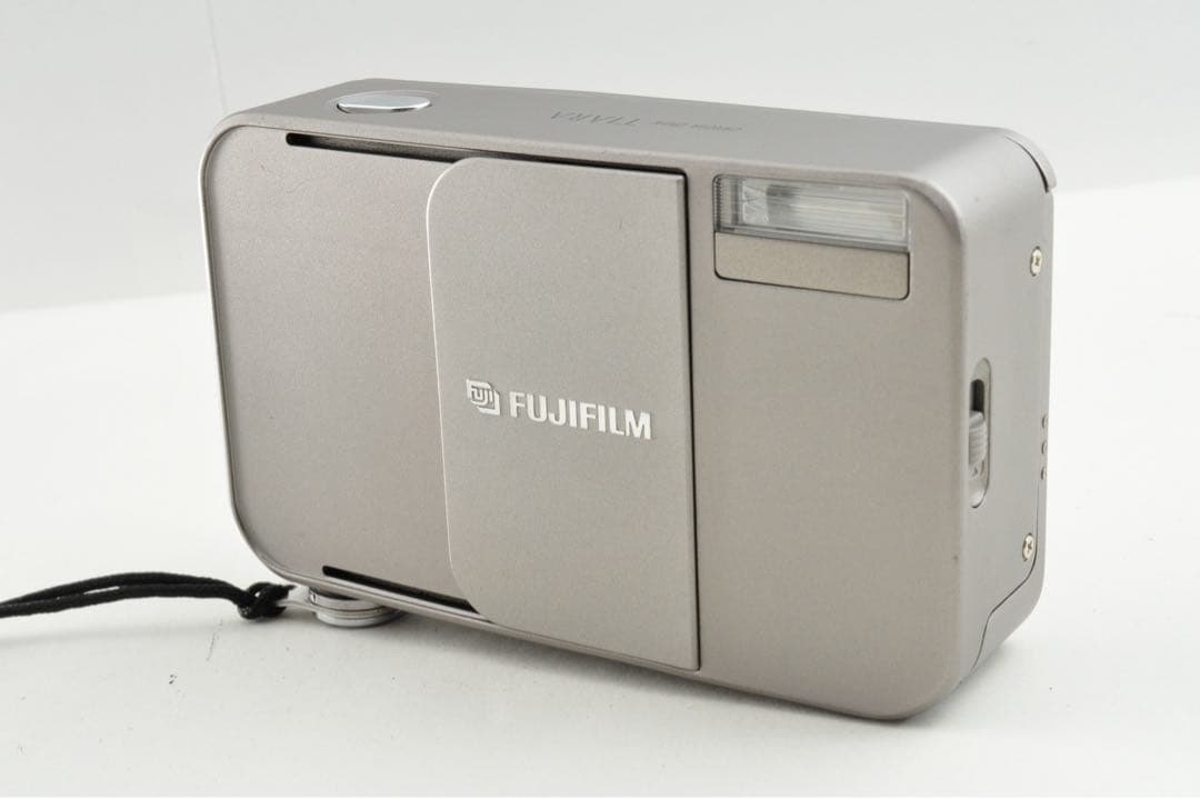 FUJIFILM CARDIA mini TIARA ティアラ カメラケース付き