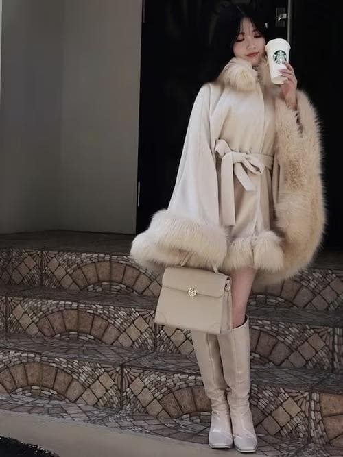 109  PARTY フードファーケープコート定価¥35,200