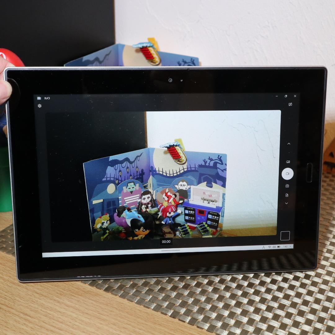 タブレット！Win11公式サポート/4コア/SSD/4G/無線/カメラ/タッチP