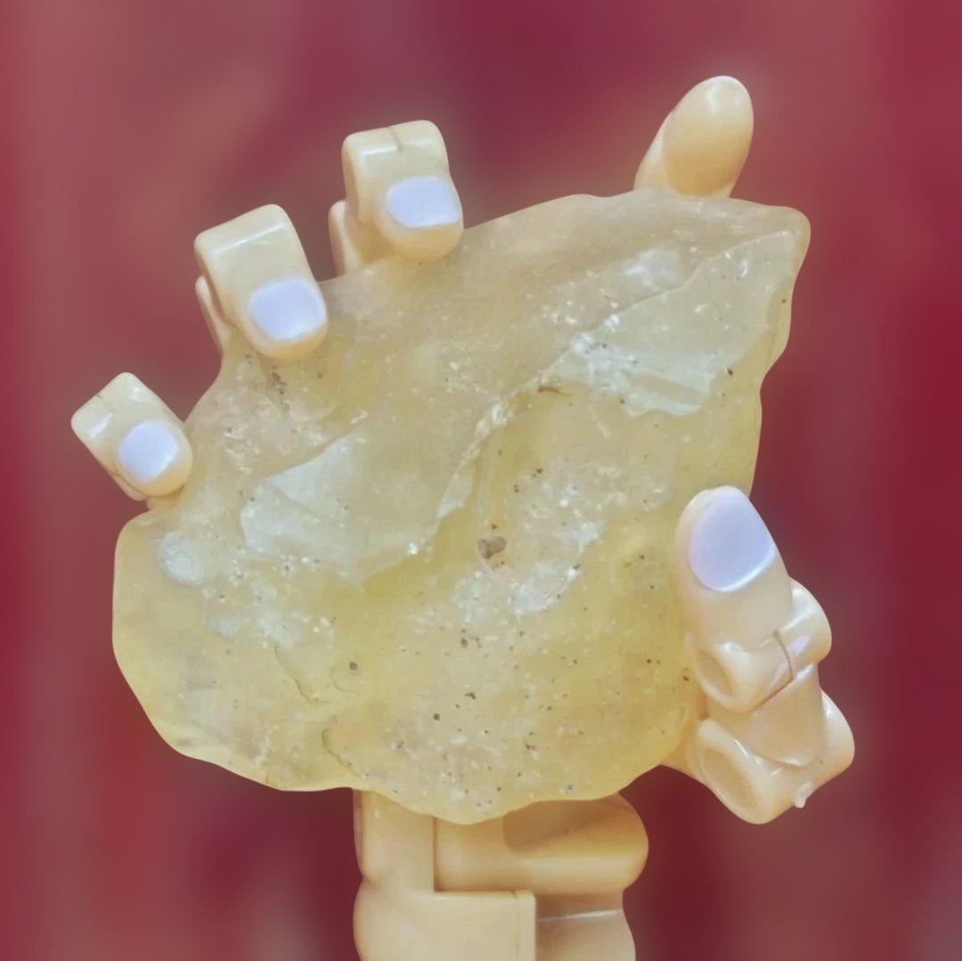 リビアングラス　ザ・ハンド 置物 19g