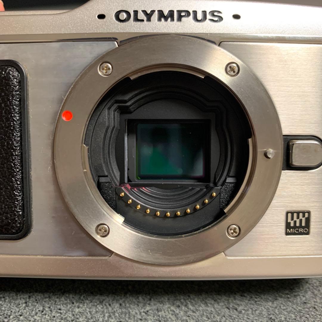 OLYMPUS PEN E-P1 シルバー