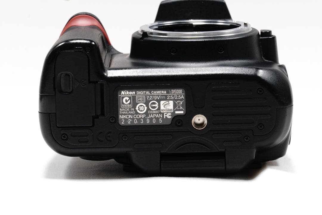 Nikon D5000 スマホ転送 一眼レフ 動画・自撮りOK 手ぶれ補正付き