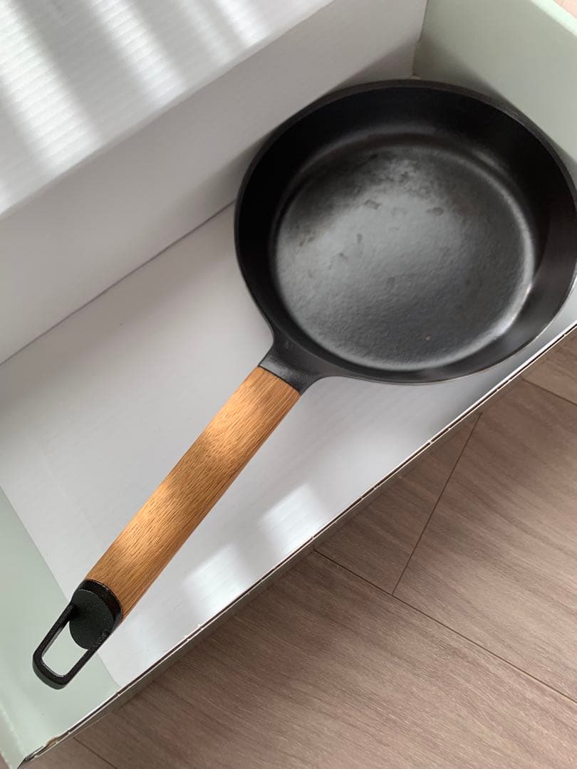 バーミキュラ　フライパン　20センチ