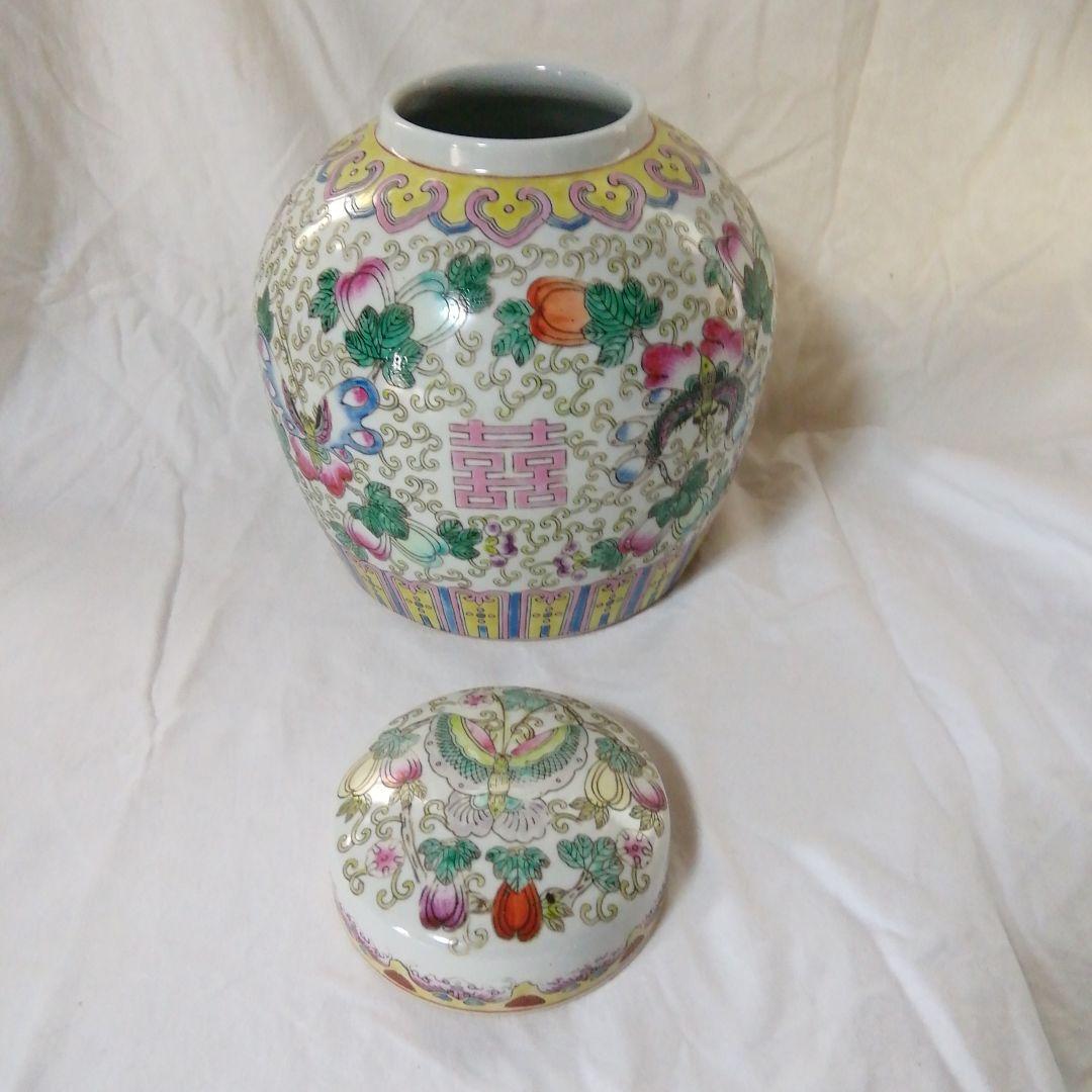 中国の粉彩色絵壺