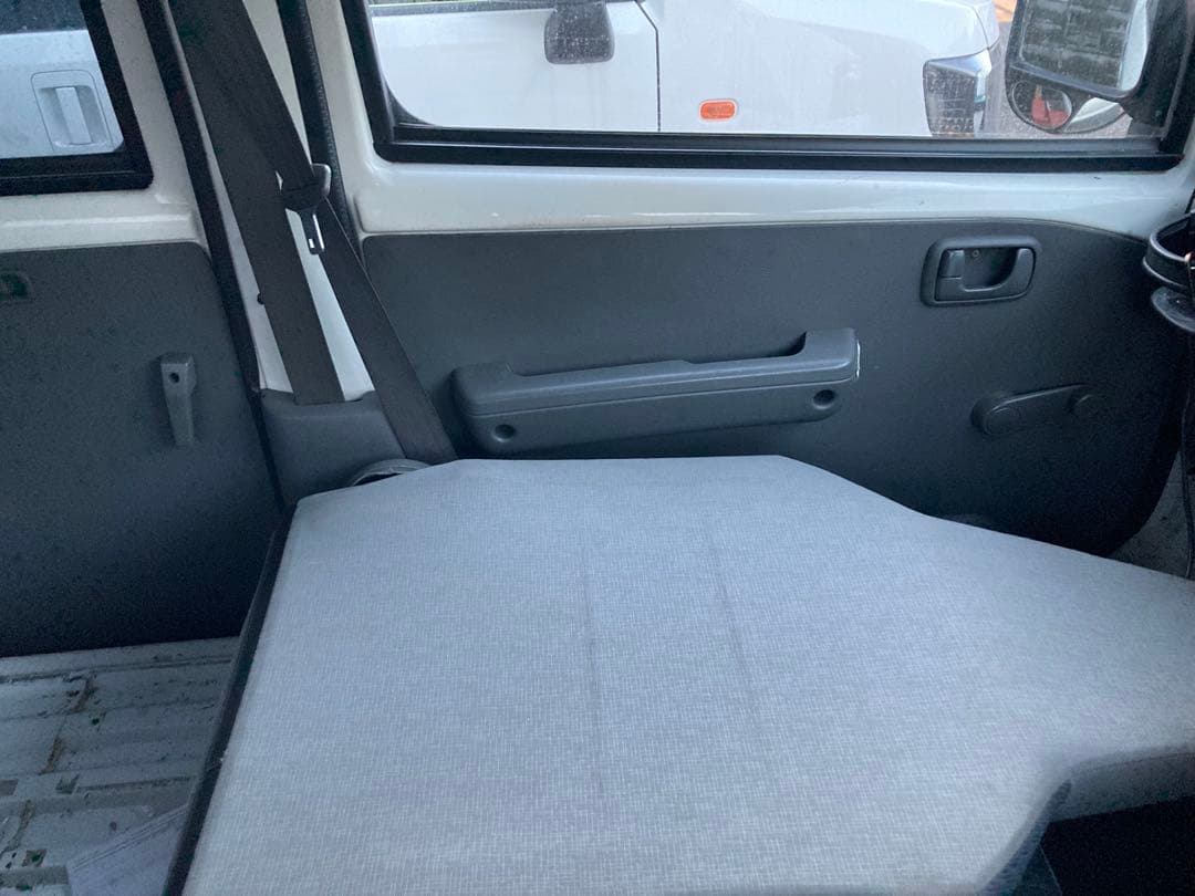 ミニキャブ 高年式　ルーフキャリア付き　売り切り