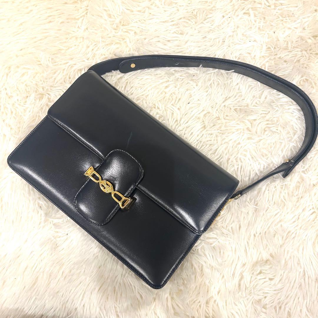 CELINE セリーヌ ショルダーバッグ ホースビット 馬車金具 ブラック