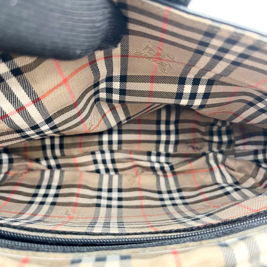 希少✨ バーバリー ショルダーバッグ フラップ ノバチェック レザー 黒 シボ革