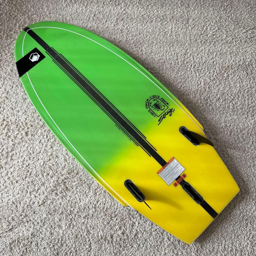 ウェイクサーフィン用ボード LIQUID FORCE Sting 4'4\"