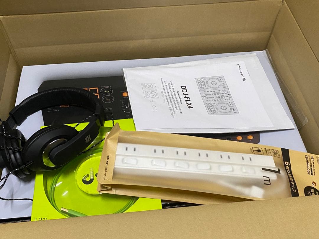 ともちんPioneer DJ DDJ-FLX4 DJコントローラー 他