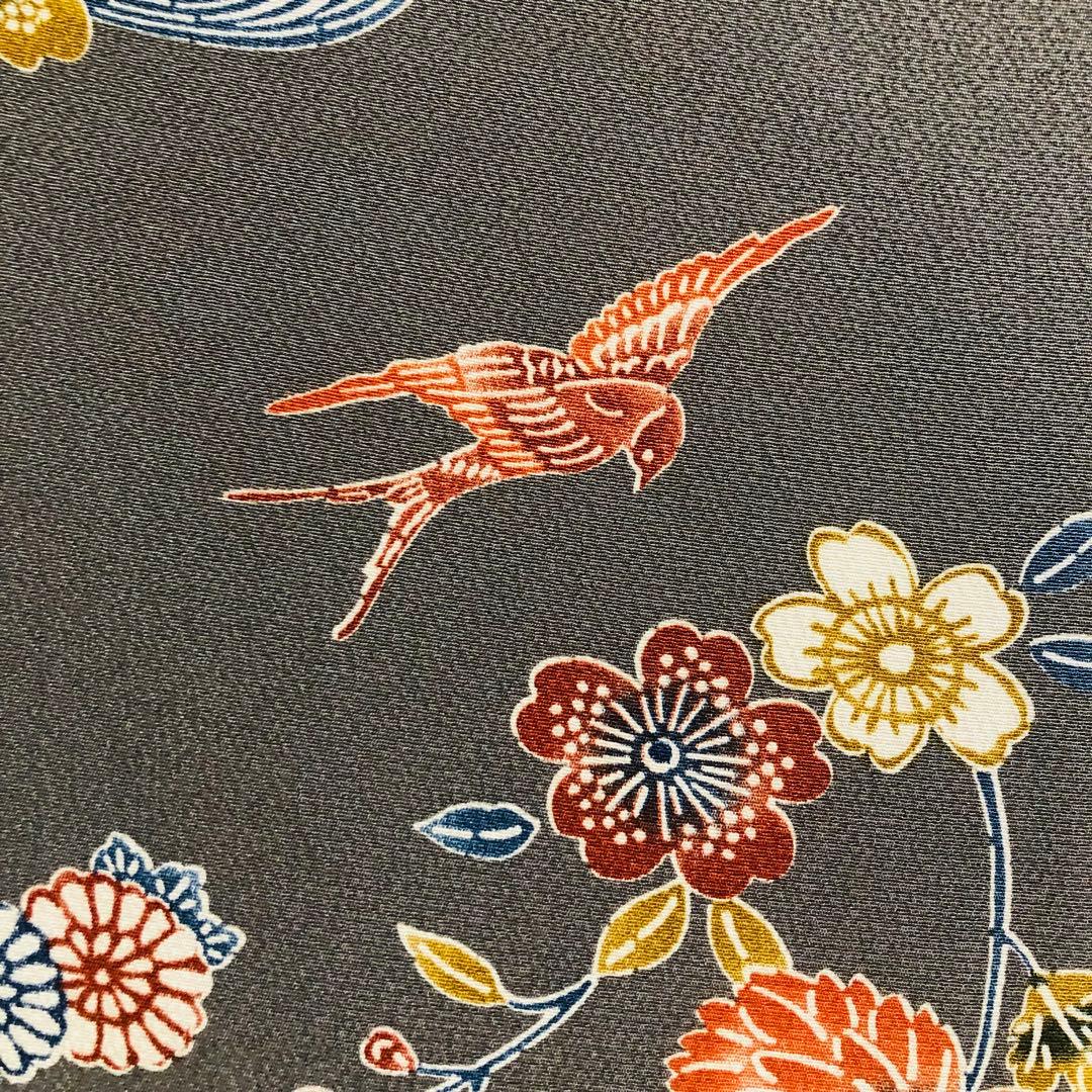 【お値打　トールサイズ】小紋　型絵染　縮緬　燕　正絹　袷　裄丈71 身丈172