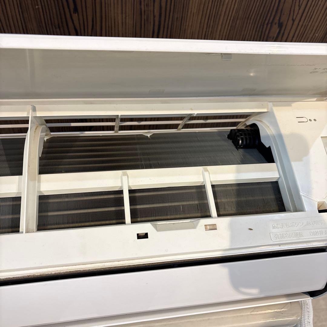 ☆送料無料☆ FUJITSU ルームエアコン　AS-B221L-W