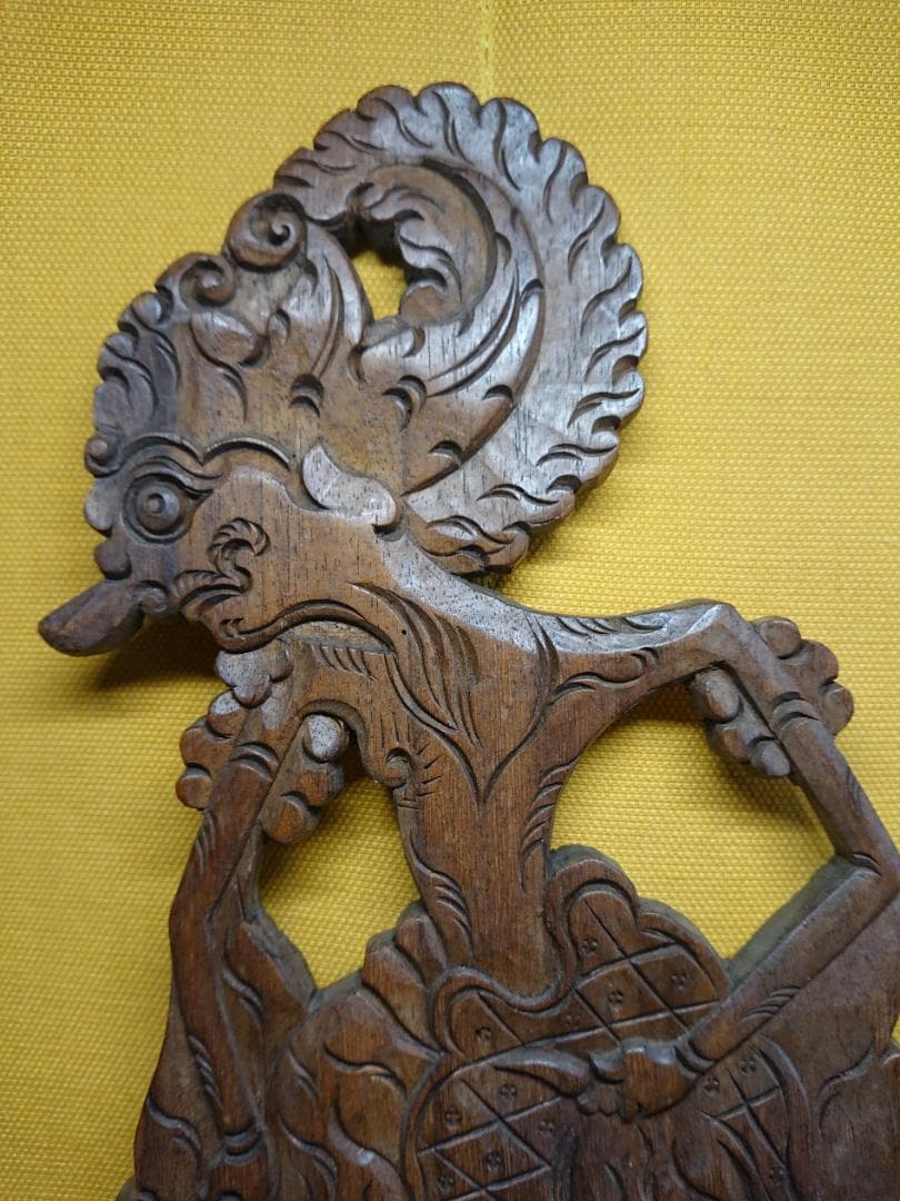 人形　木彫　彫像　置物　アンティーク　インテリア　工芸品　美術品　A1550