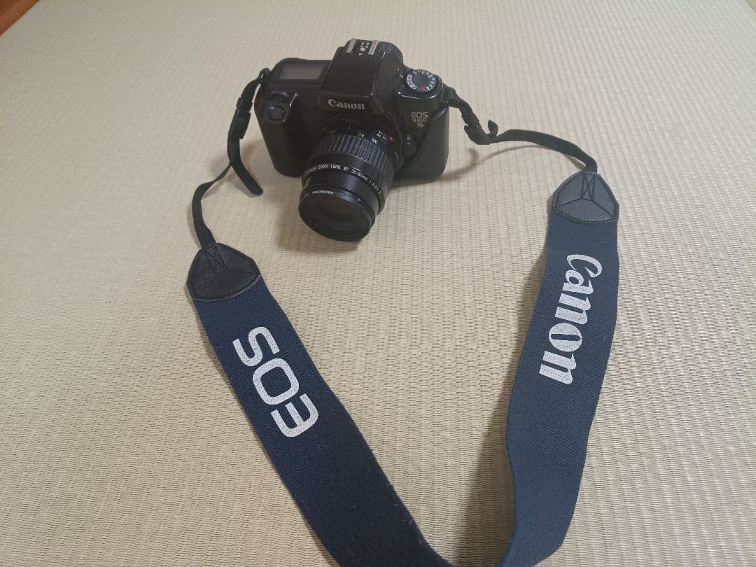 Canon EOS 1000S 一眼レフカメラ