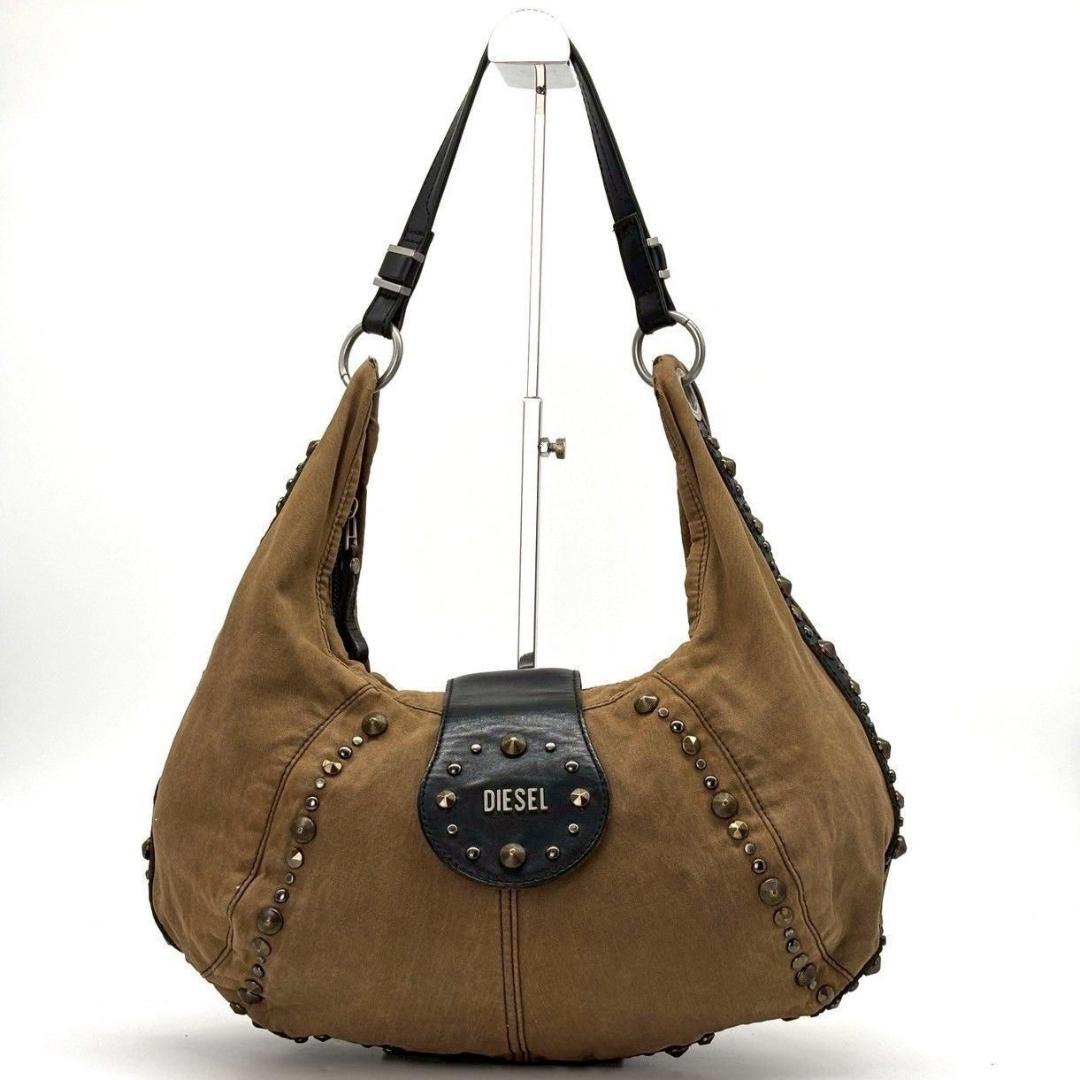 DIESEL　ショルダーバッグ 2WAY ワンショルダー ハーフムーン　ブラウン
