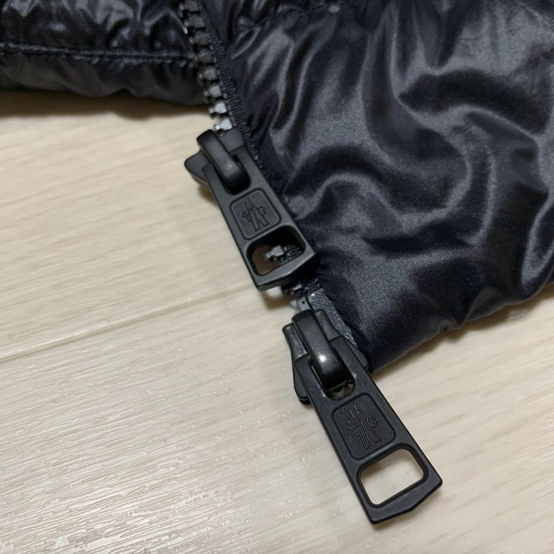 〔美品〕モンクレール　 AMALTES 2 ブラック　ジャパンタグ　5D167