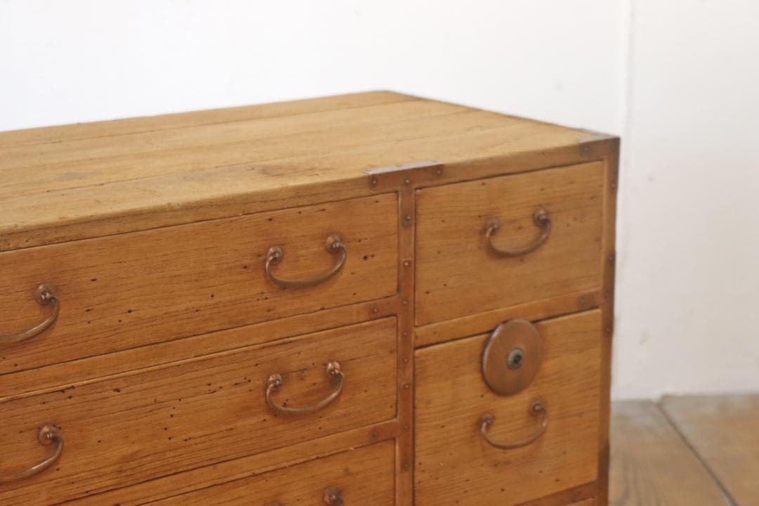 レトロ 時代箪笥 小振り 桐たんす タンス 収納 引き出し 抽斗 6杯 古家具