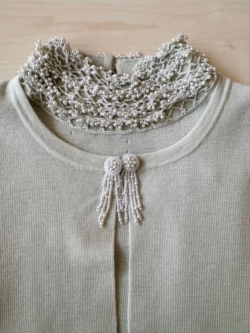 【新品】淡いブルーが素敵‼︎ ビーズアンサンブル ニット 毛100%上質