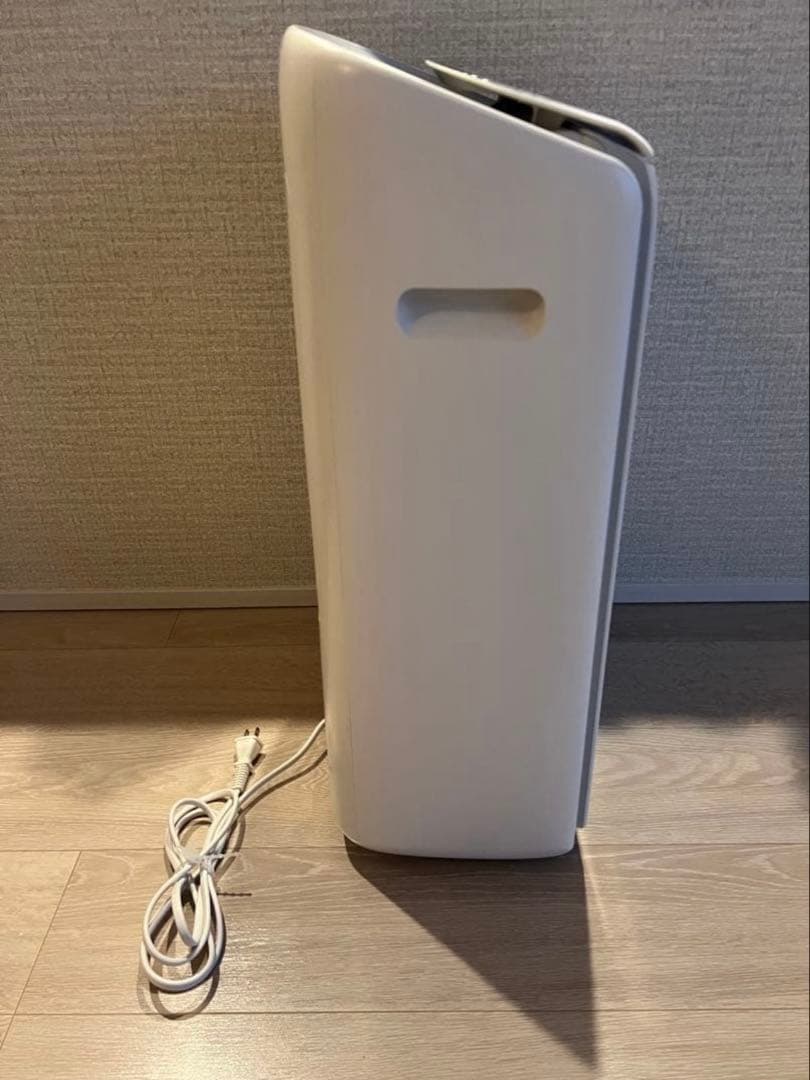 シャープ　衣類乾燥除湿機　ハイブリッド式　2025年製