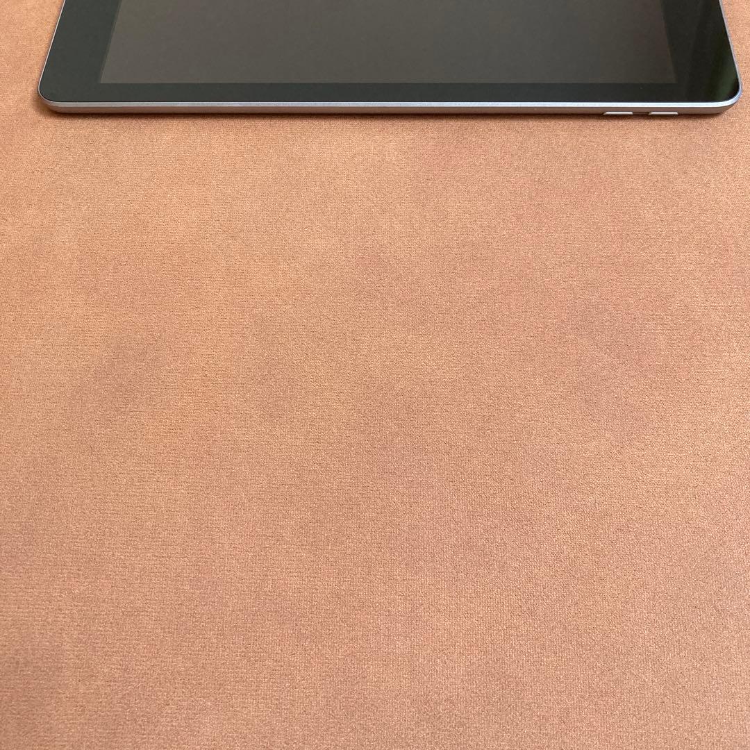 94 電池最良好☆比較的美品☆iPad6 第6世代 32GB WIFIモデル☆