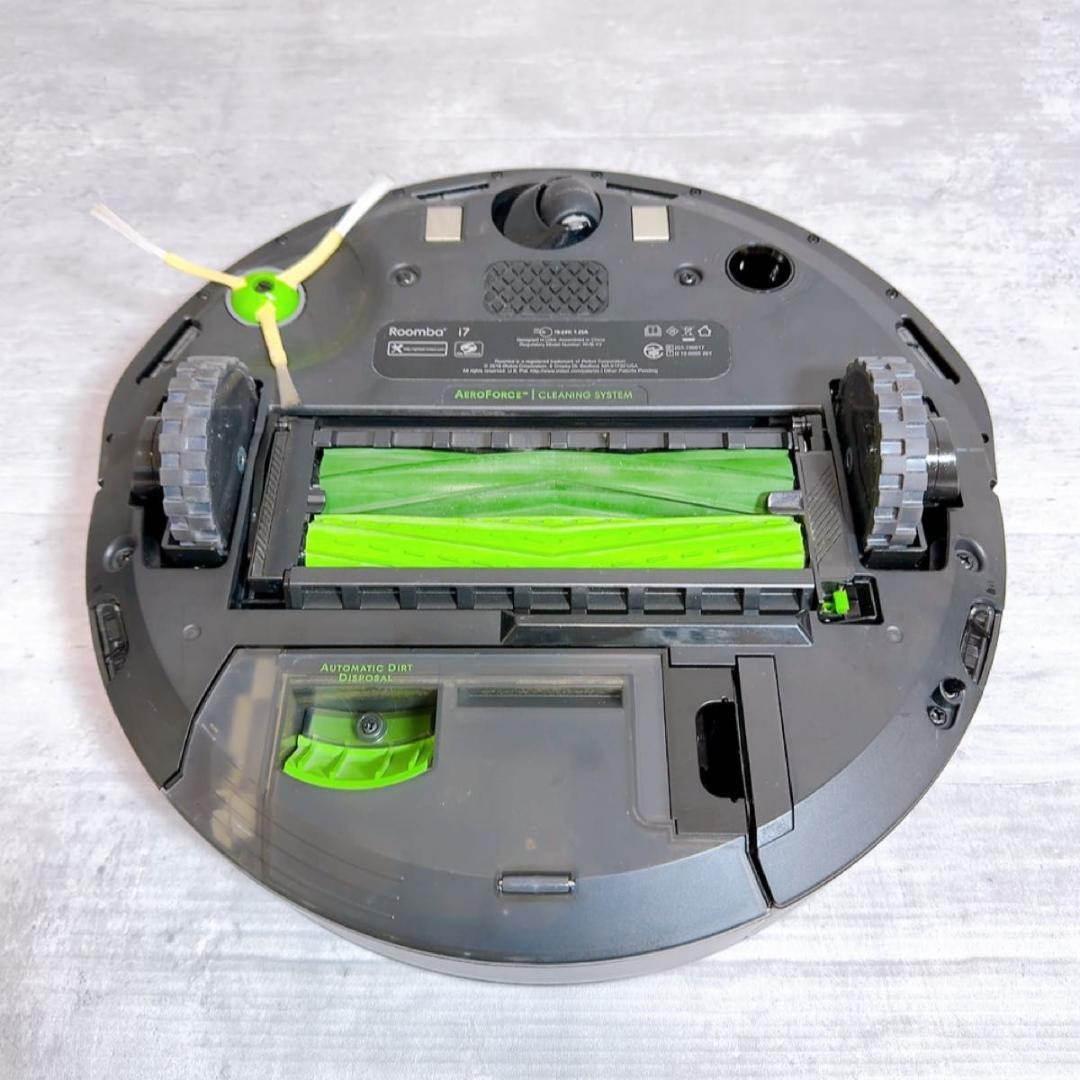 iRobot ルンバ　Roomba i7 本体＋自動ゴミ収集機