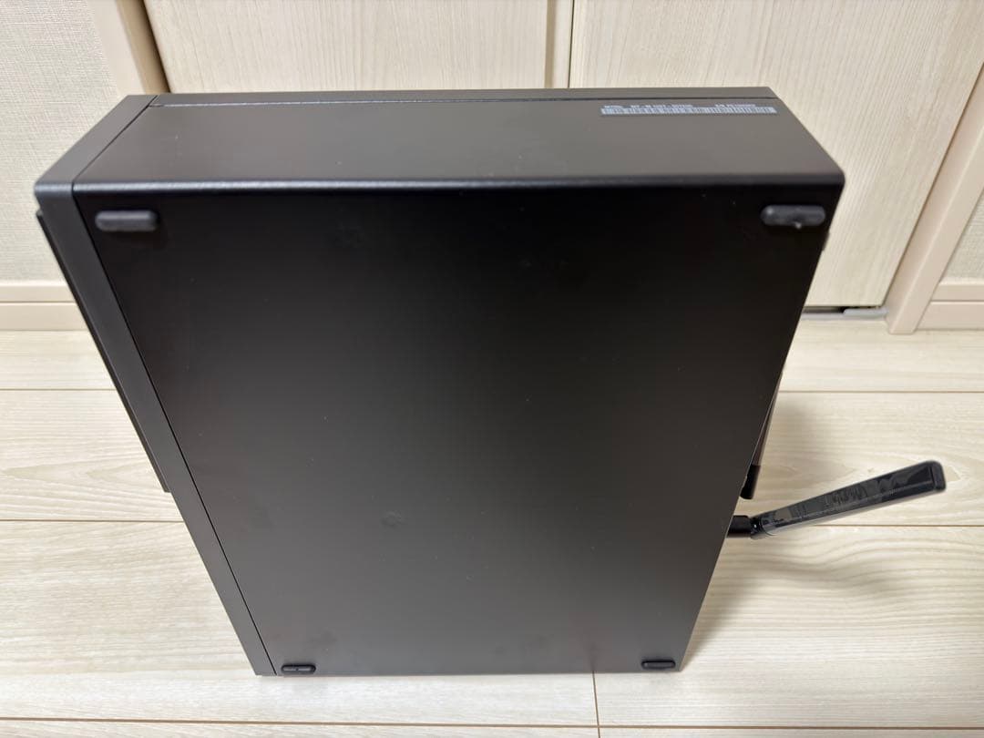 Lenovo ThinkCentre M720s i5-8400 8GB 美品