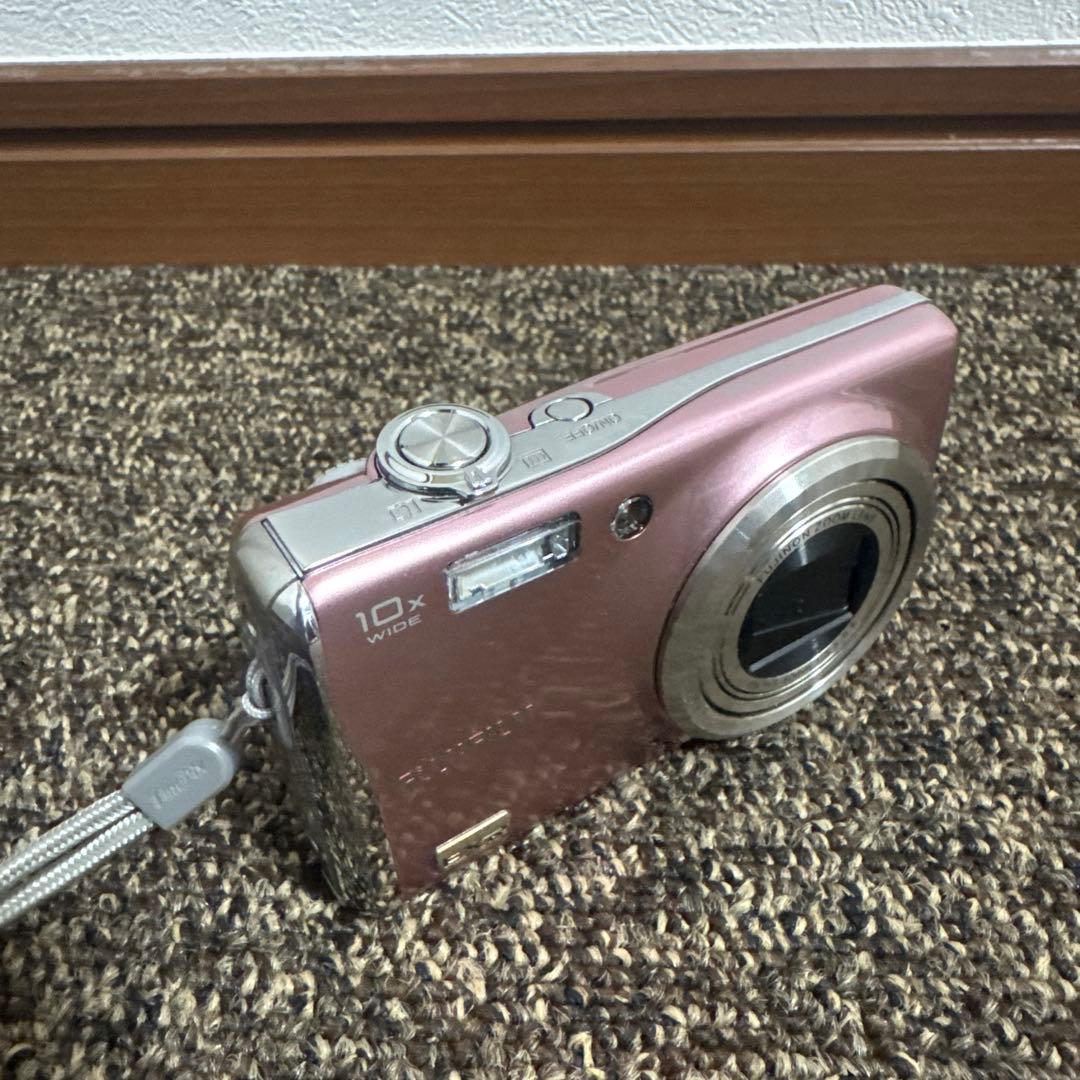 FUJIFILM FinePix F70EXR ピンク