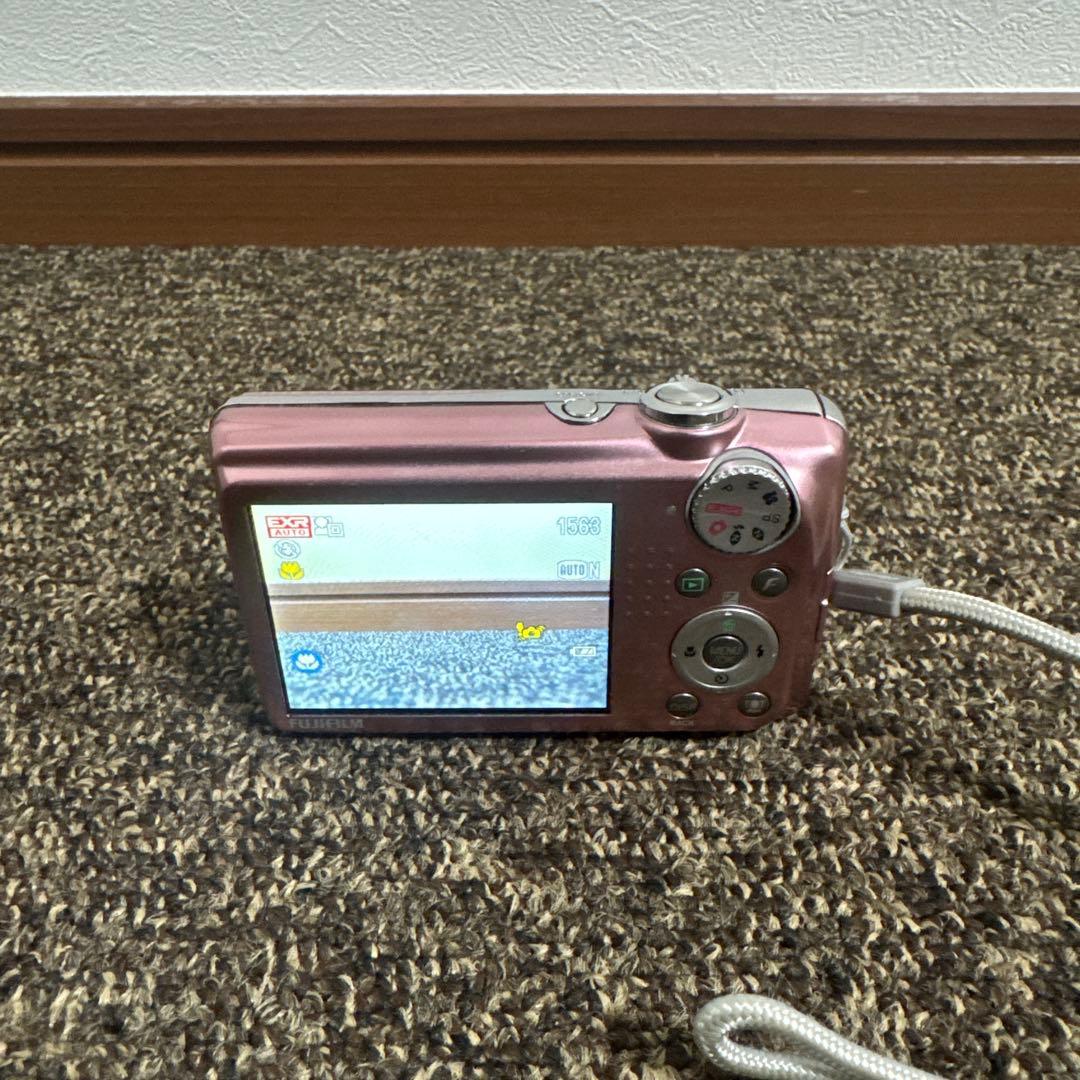 FUJIFILM FinePix F70EXR ピンク