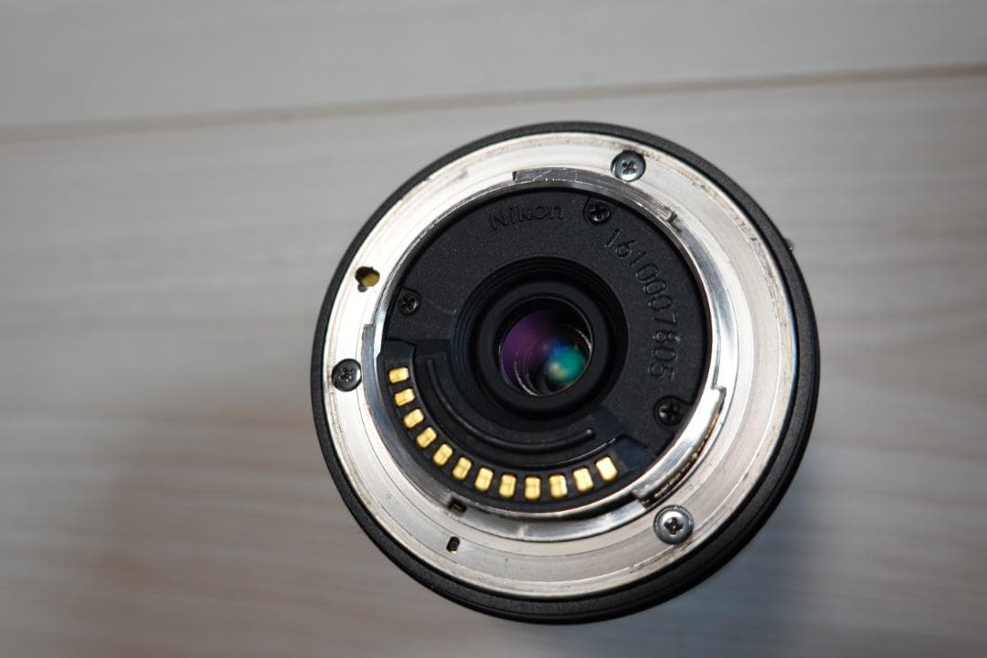 Nikon 1 NIKKOR 6.7-13mm f/3.5-5.6 VRレンズ