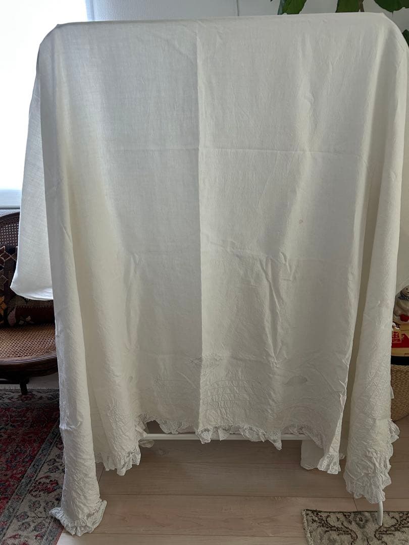 フランスアンティークリネンクロス✴︎大判 モノグラム刺繍✴︎ベッド.ソファーカバー