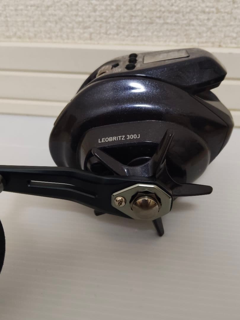 DAIWA　ダイワ　23レオブリッツ　300Ｊ　電動リール　人気モデル　中古