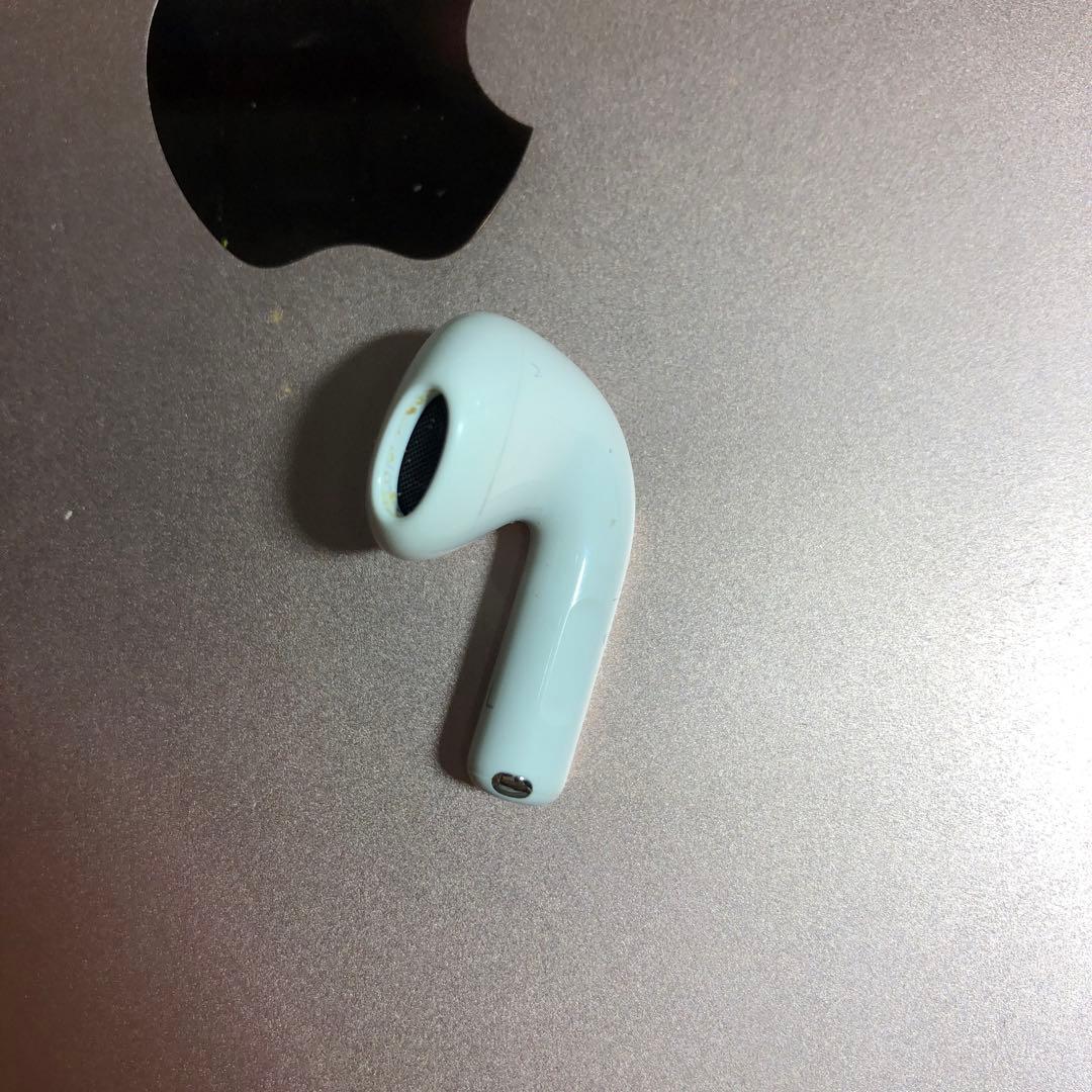 Apple AirPods 第4世代　ANC 左耳　左　左側