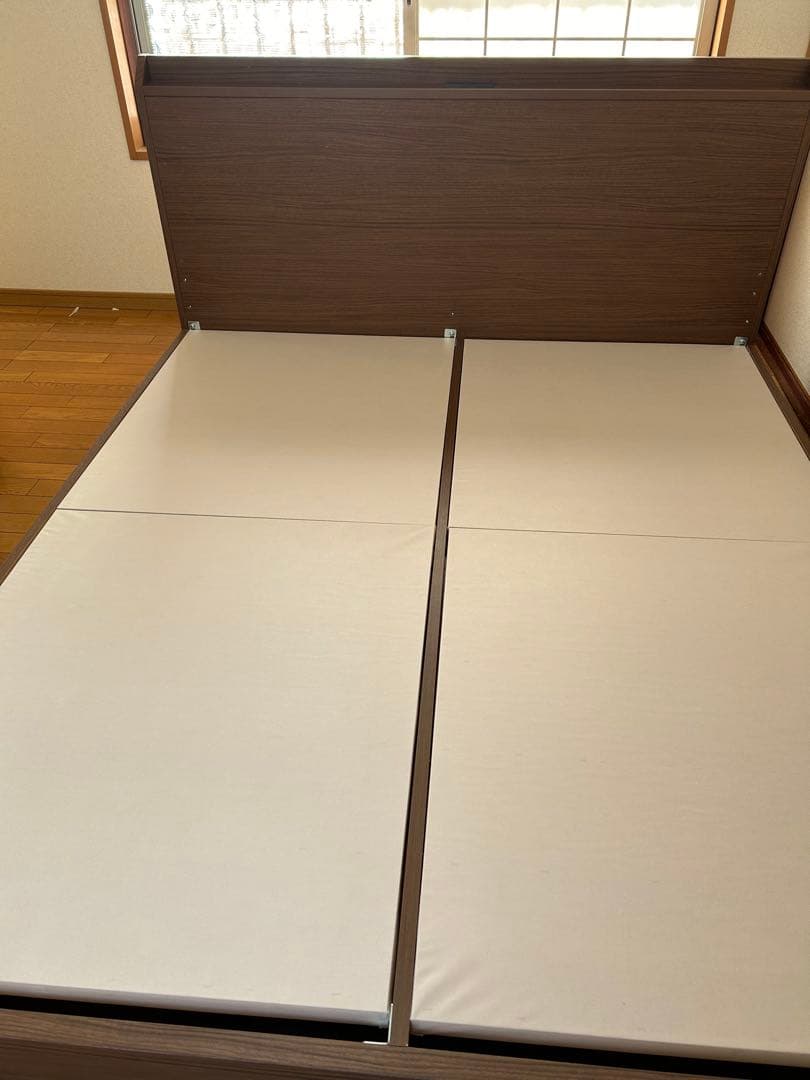 【ニトリ】クイーンベッドフレーム・マットレス 2枚セット