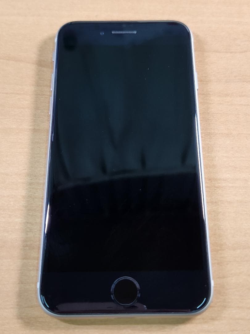 020300E iPhone SE A2782 64GB [最大容量89%】