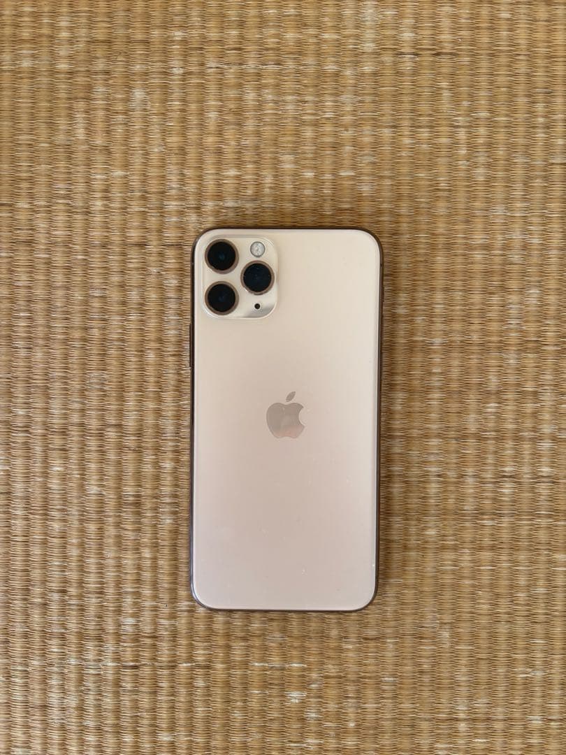 iPhone11 pro 本体　SIMなし　64GB
