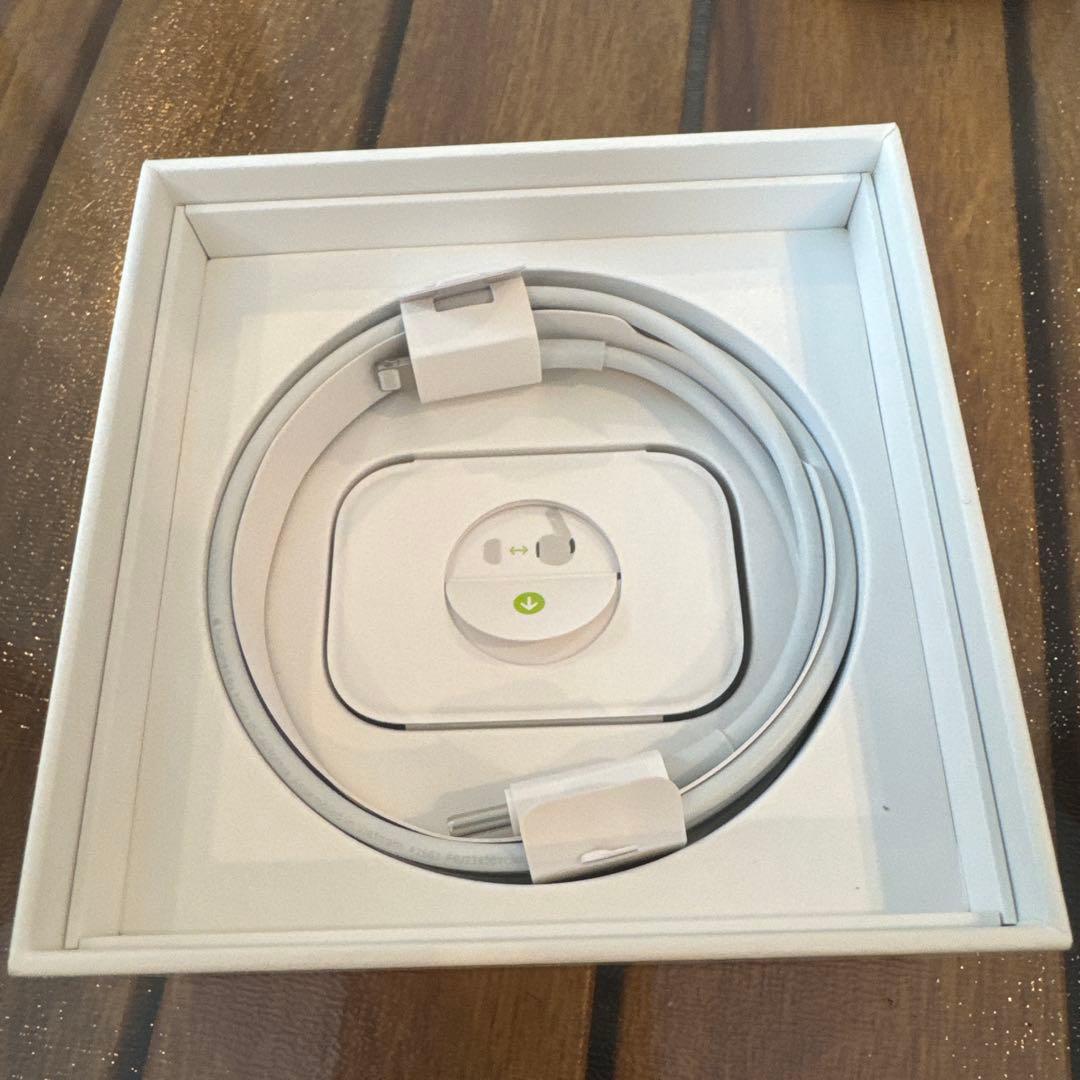 【正規品】美品　AirPods Pro2 第2世代　ライトニングタイプ