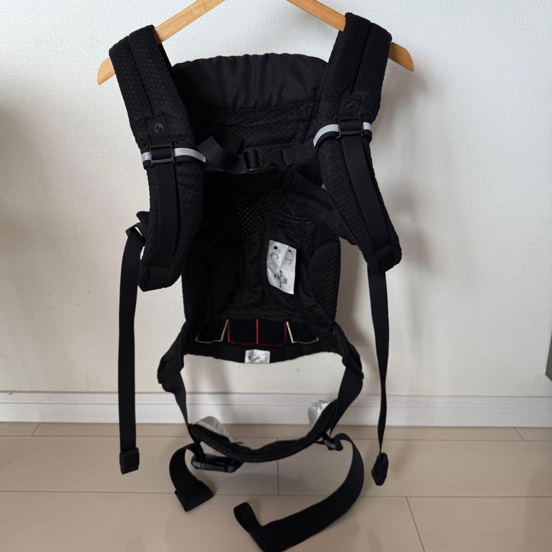 Ergobaby エルゴベビー 抱っこ紐 OMNI Breeze ブラック