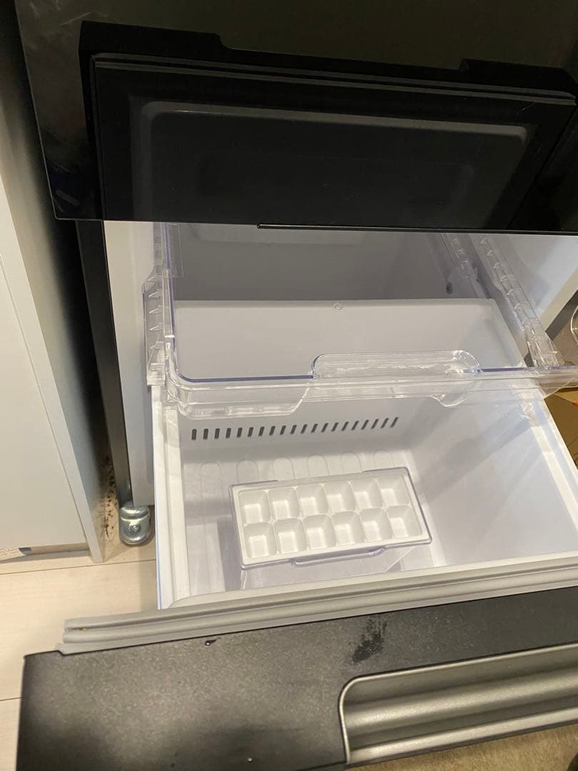 SHARP ガラスドア冷蔵庫SJ-GD15H 2022年製　152L