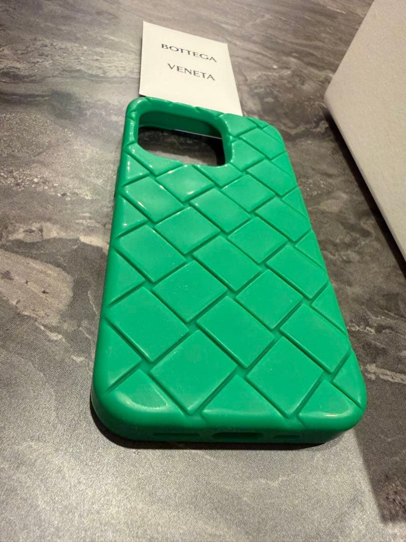 BOTTEGA VENETA グリーン iPhoneケース